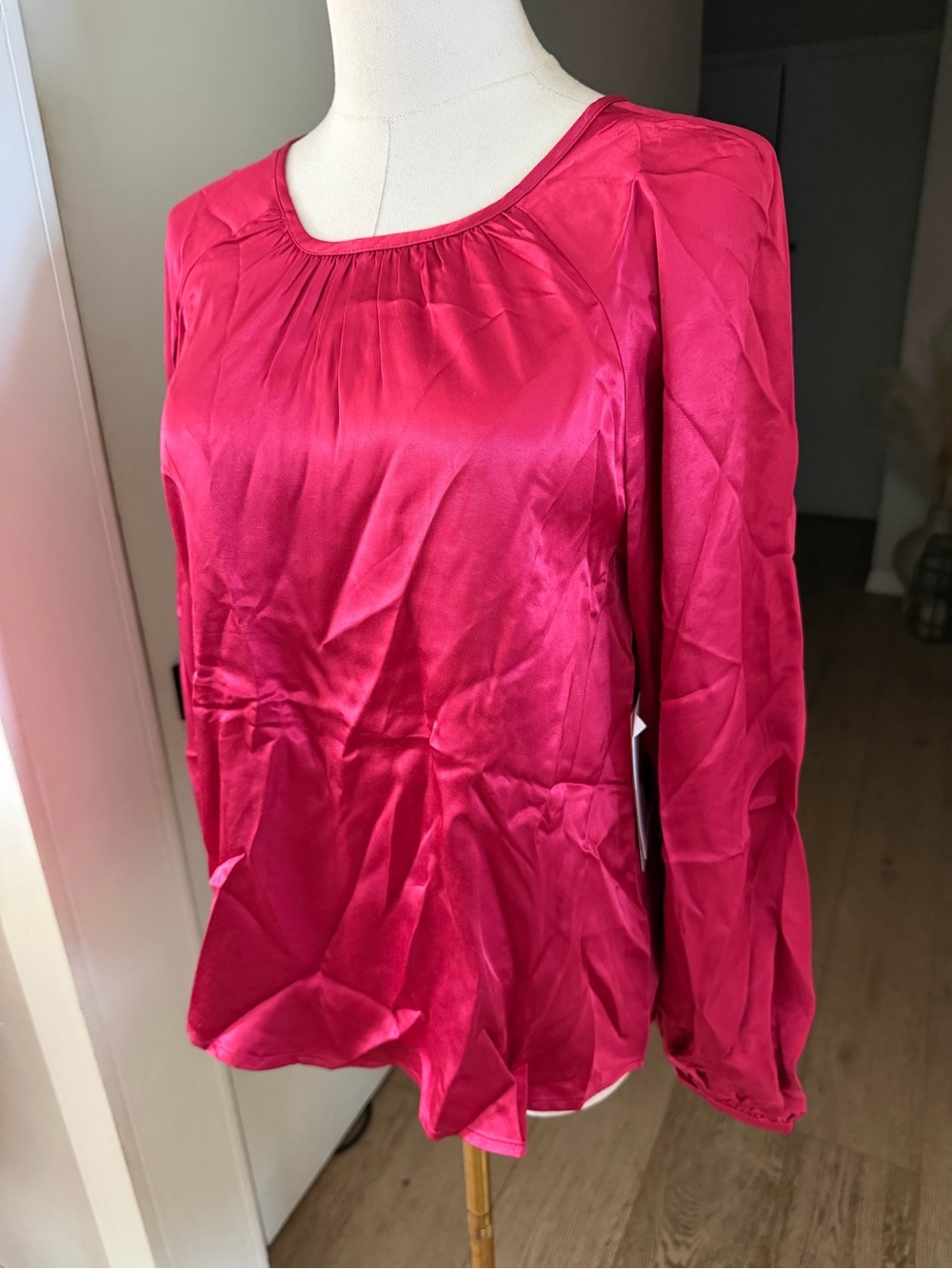 Nation Los Angeles LTD Eveline Satin Top in Raspberry Jam Sz XS MSRP $179 NWT - Picture 4 of 9